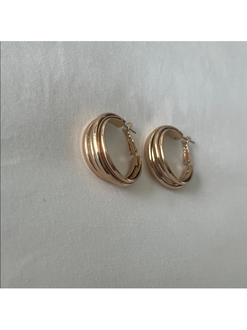 Classic Gold-Tone Hoop Earrings - Elegant Layered Design